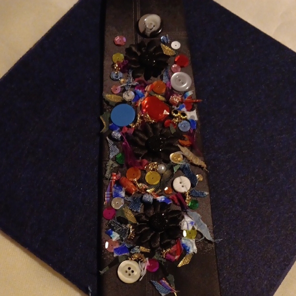 One-Of-a-Kind Statement TIE - Picture 6 of 6